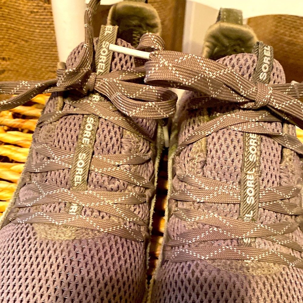 Sorel Out N About Waterproof Lace Sneakers size 10 - Picture 2 of 6